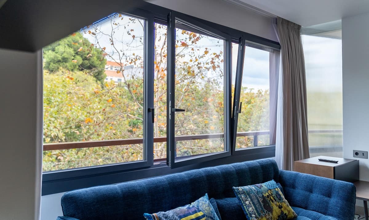 Ventanas de aluminio de colores tendencia para interiorismo